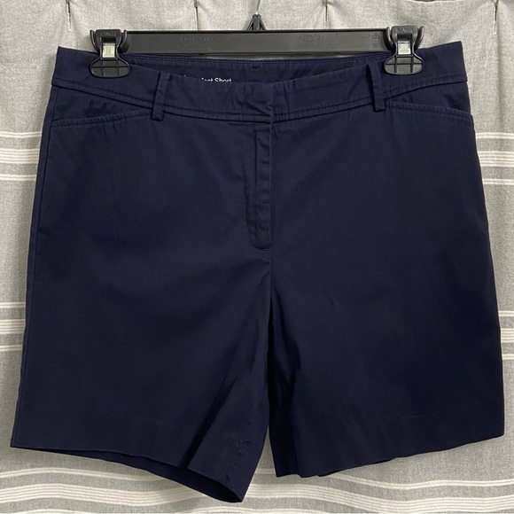 TALBOTS / "Perfect Short" Navy Blue Chino Shorts Size 12 - Picture 1 of 8